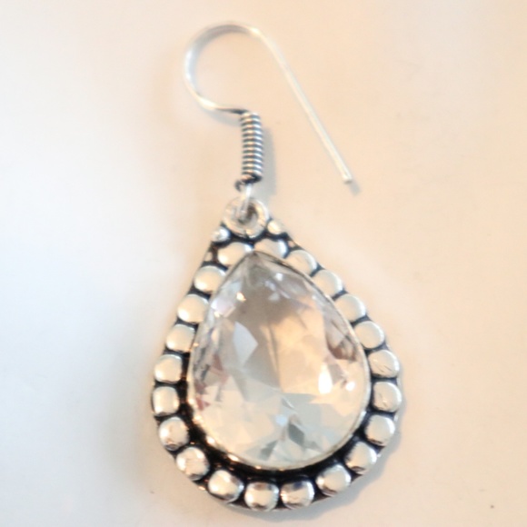 NEW White Topaz & Silver Earrings - Picture 6 of 7